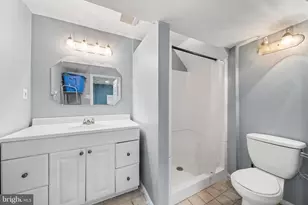 607 St Anthony Ln, Upper Darby, PA 19082 - Photo 28