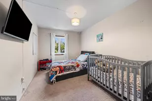 607 St Anthony Ln, Upper Darby, PA 19082 - Photo 22