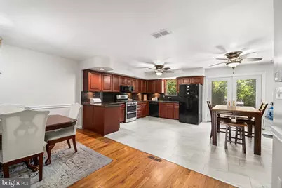 607 Saint Anthony Lane, Upper Darby, PA 19082 - Photo 10