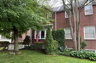 728 Stanbridge Rd, Drexel Hill, PA 19026 - Photo 1
