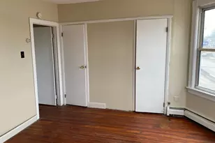 8517 Lansdowne Ave, Upper Darby, PA 19082 - Photo 2