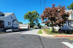 206 Harvey Ave, Marcus Hook, PA 19061 - Photo 4