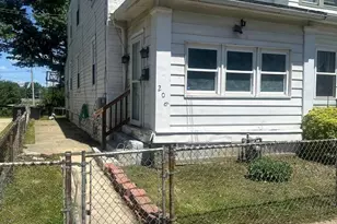 206 Harvey Ave, Marcus Hook, PA 19061 - Photo 1