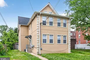 410 Folcroft Ave, Folcroft, PA 19032 - Photo 1