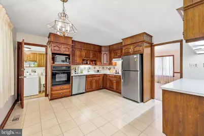 1295 Wakefield Ct Court, Glen Mills, PA 19342 - Photo 8