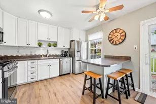 614 Woodgate Ln, Aston, PA 19014 - Photo 6