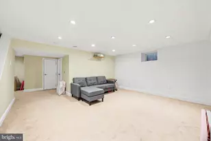 1646 Surrey Ln, Havertown, PA 19083 - Photo 8