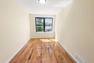419 E 12th St, Chester, PA 19013 - Photo 16