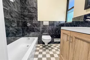 419 E 12th St, Chester, PA 19013 - Photo 14