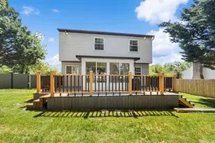 4002 Yorktown Dr, Upper Chichester, PA 19061 - Photo 12