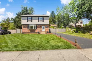 4002 Yorktown Dr, Upper Chichester, PA 19061 - Photo 2