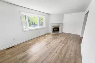 4002 Yorktown Dr, Upper Chichester, PA 19061 - Photo 4