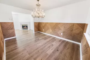 4002 Yorktown Dr, Upper Chichester, PA 19061 - Photo 6