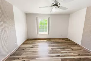 4002 Yorktown Dr, Upper Chichester, PA 19061 - Photo 26