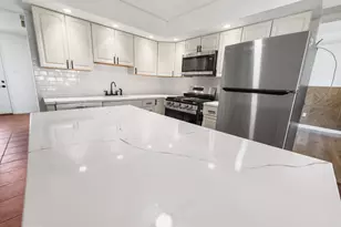4002 Yorktown Dr, Upper Chichester, PA 19061 - Photo 10