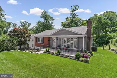 908 Broadway Avenue, Secane, PA 19018 - Photo 1