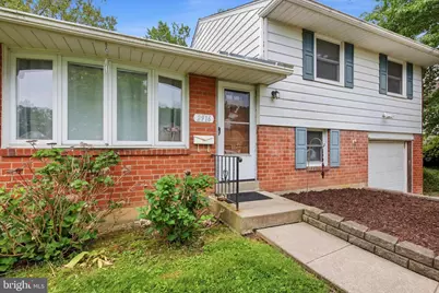 2916 Larkspur Lane, Secane, PA 19018 - Photo 4