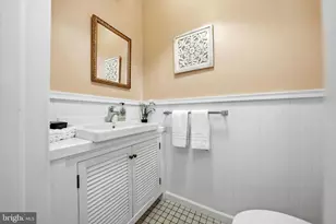 443 St Davids Ave, Wayne, PA 19087 - Photo 18