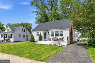 108 School House Lane, Brookhaven, PA 19015 - Photo 2