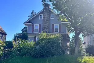 327 Wayne Ave, Lansdowne, PA 19050 - Photo 2