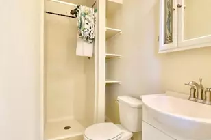 227 Elm Ave, Media, PA 19063 - Photo 12