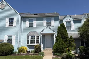 552 Heather Ln, Upper Chichester, PA 19014 - Photo 1
