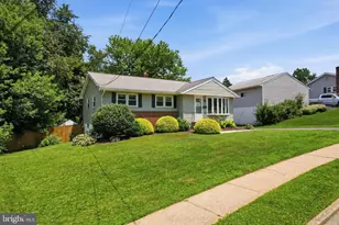 3703 John Dr, Brookhaven, PA 19015 - Photo 2