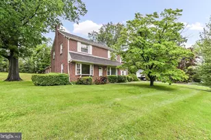 205 Plush Mill Rd, Wallingford, PA 19086 - Photo 1