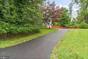 205 Plush Mill Rd, Wallingford, PA 19086 - Photo 4