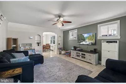2348 Highland Avenue, Drexel Hill, PA 19026 - Photo 6