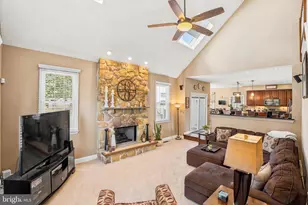 3 Barleycorn Dr, Broomall, PA 19008 - Photo 14