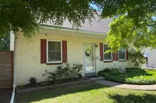331 E Woodlyn Circle, Woodlyn, PA 19094 - Photo 4