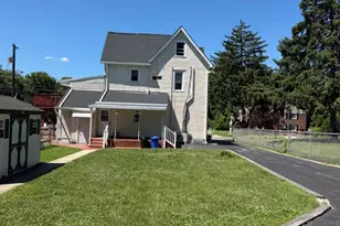 1629 Lincoln Ave, Prospect Park, PA 19076 - Photo 2