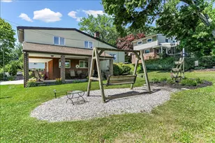 798 Capri Cir, Upper Chichester, PA 19061 - Photo 18