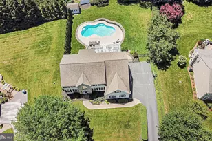 12 High Hill Ln, Thornton, PA 19373 - Photo 2