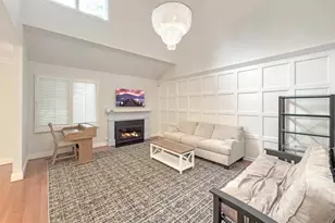 42 Greythorne Woods Cir, Wayne, PA 19087 - Photo 4