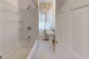 6956 Aberdeen Rd, Upper Darby, PA 19082 - Photo 24