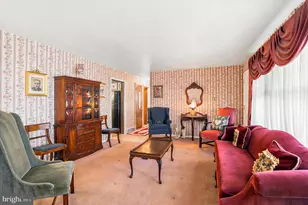 811 Ridley Creek Dr, Media, PA 19063 - Photo 2