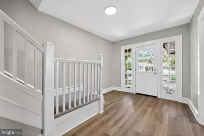 37 E Mowry Street, Chester, PA 19013 - Photo 2