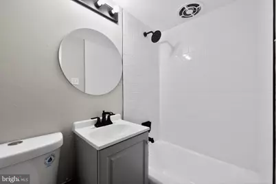 37 E Mowry Street, Chester, PA 19013 - Photo 12