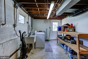 125 W Thomson Ave, Springfield, PA 19064 - Photo 26
