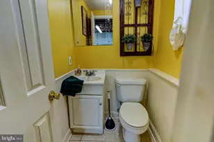 125 W Thomson Ave, Springfield, PA 19064 - Photo 28