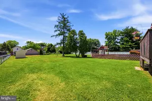 1004 Green Ln, Secane, PA 19018 - Photo 32