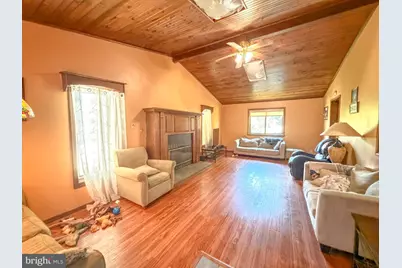 646 Amosland Road, Morton, PA 19070 - Photo 2