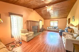 646 Amosland Rd, Morton, PA 19070 - Photo 2
