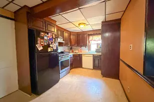 646 Amosland Rd, Morton, PA 19070 - Photo 12