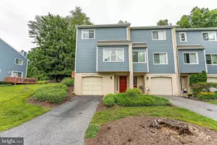 301 S Point Dr, Chadds Ford, PA 19317 - Photo 2