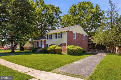 400 Rittenhouse Circle, Havertown, PA 19083 - Photo 2