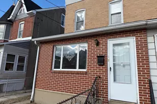 1314 E 11th St, Crum Lynne, PA 19022 - Photo 2