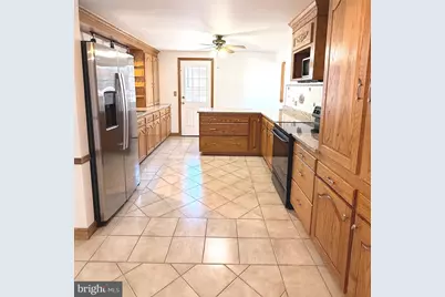 2121 N Lee Lane, Aston, PA 19014 - Photo 14